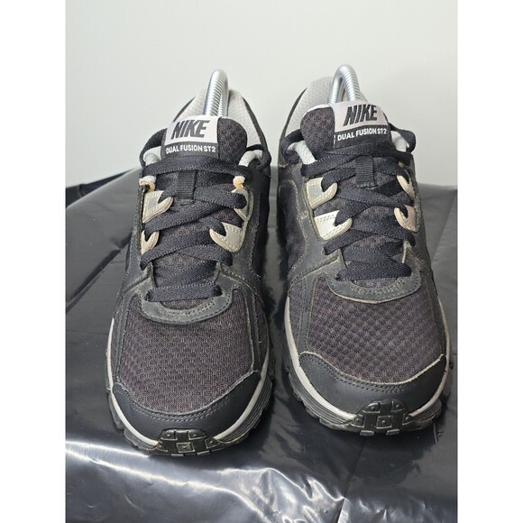 Nike Shoes - NIKE DUAL FUSION ST 2 WOMEN RUNNING SHOES SIZE 9